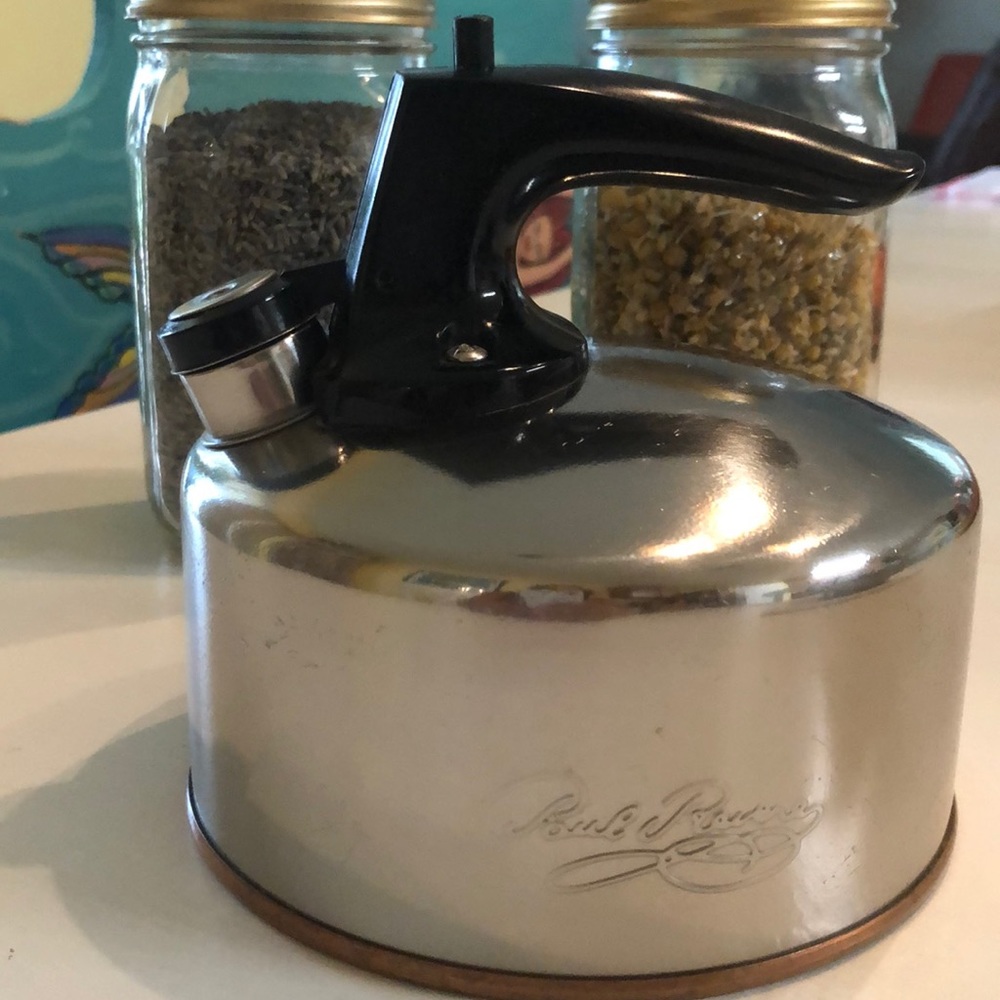 Paul Revere Vintage Ware tea kettle.